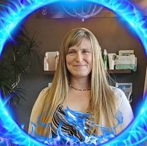 Meet your Posher, Esther